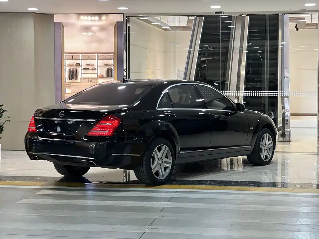 Mercedes-Benz S-Class 2010 — фото 4