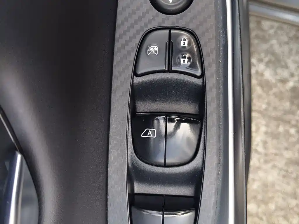 Nissan Sylphy 2020 — фото 16