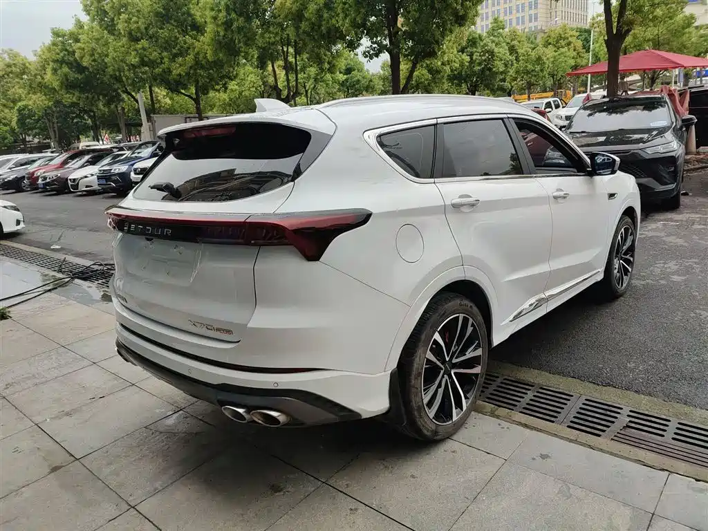Jetour X70 PLUS 2022 — фото 7