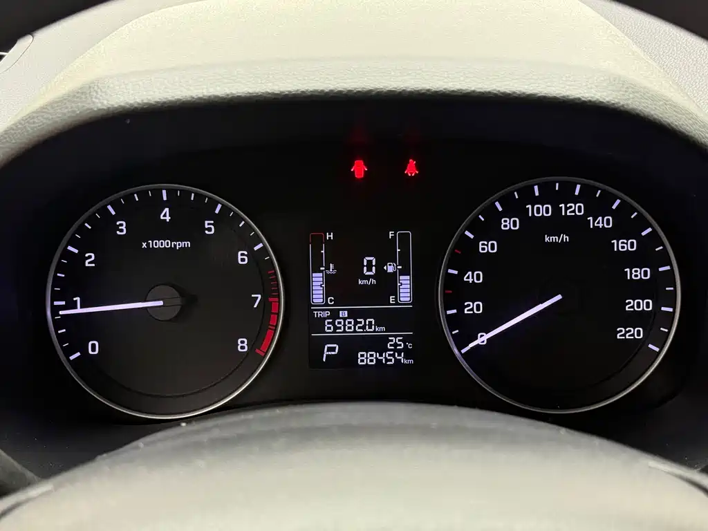 Hyundai ix25 2017 — фото 13
