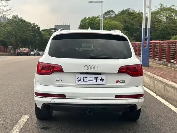 Audi Q7 2012