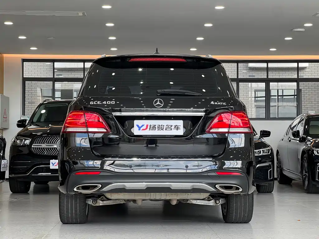 Mercedes-Benz GLE 2016