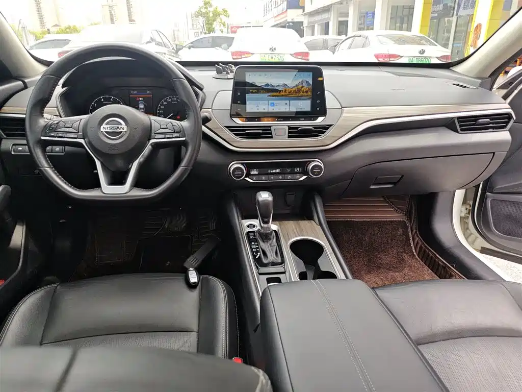 Nissan Teana 2023 — фото 10
