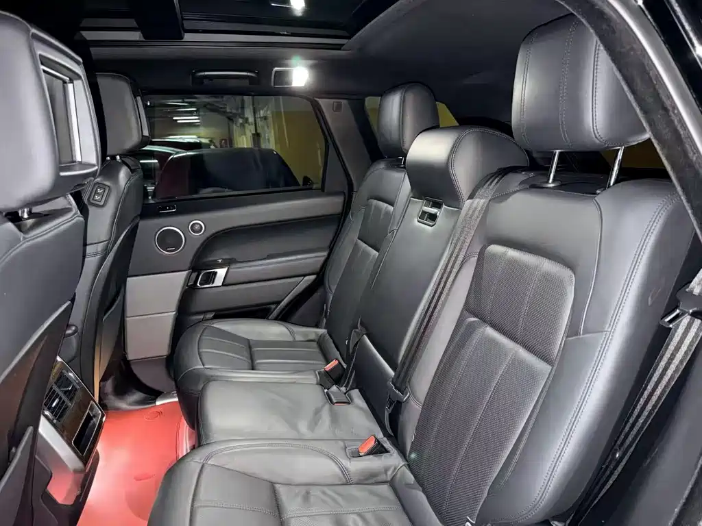 Land Rover Range Rover Sport New Energy 2019 — фото 4