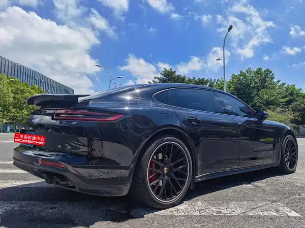 Porsche Panamera 2020