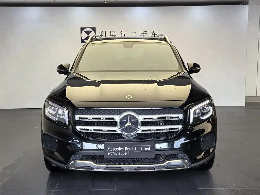 Mercedes-Benz GLB 2023