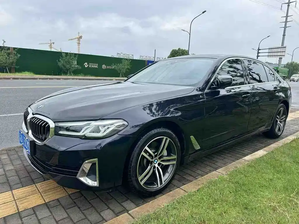 BMW 5 Series 2021
