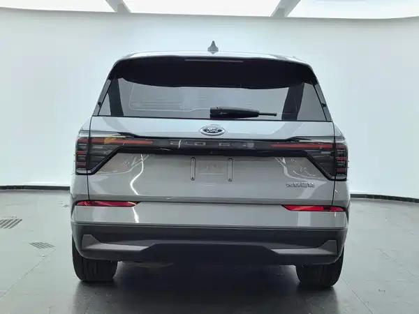 Ford Edge 2023