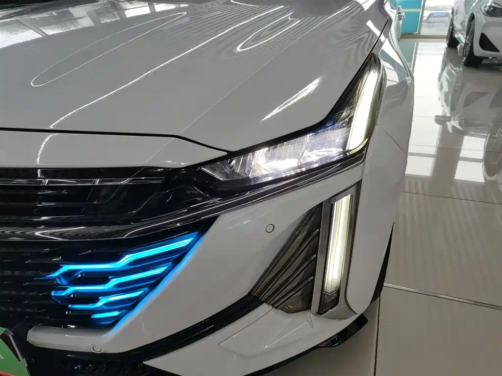 Cadillac CT5 2021 — фото 24