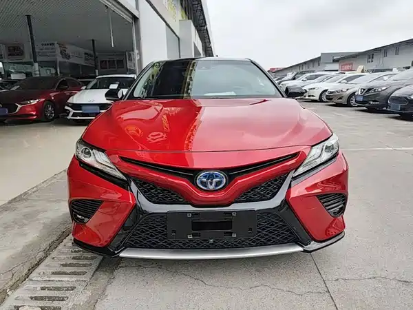 Toyota Camry 2019