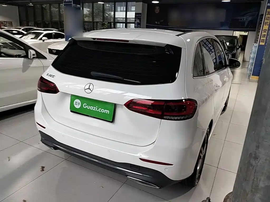 Mercedes-Benz B-Class 2020