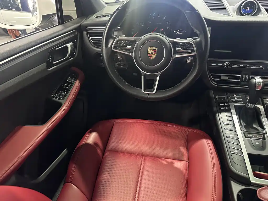 Porsche Macan 2021 — фото 10
