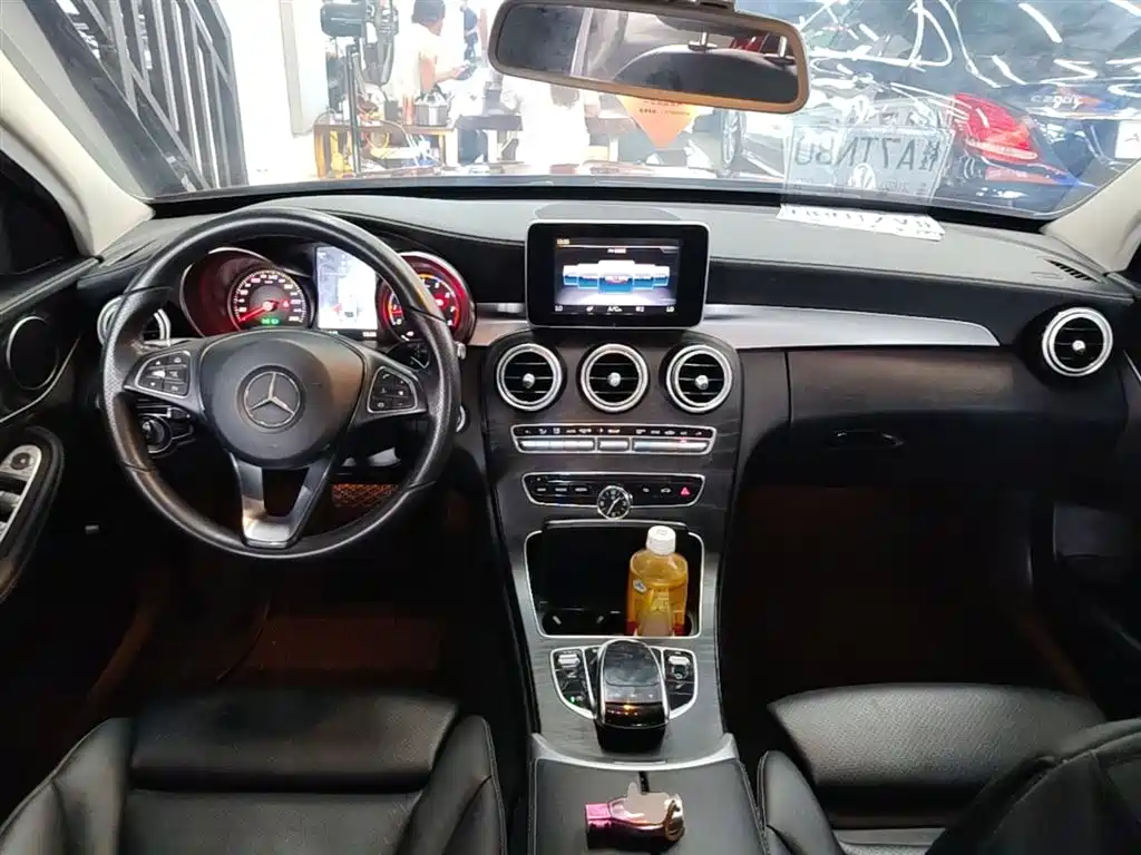 Mercedes-Benz C-Class 2018 — фото 10
