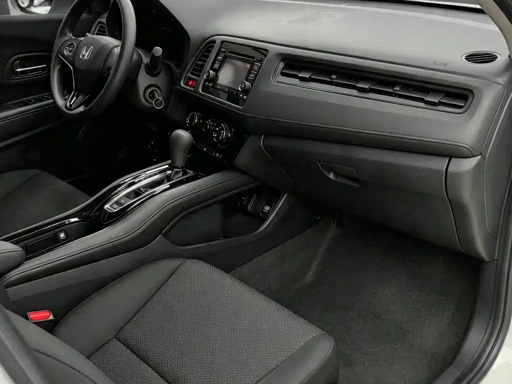 Honda Vezel 2015