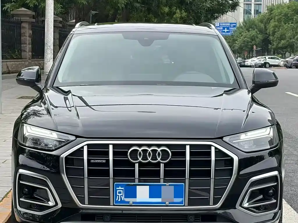 Audi Q5L 2022 — фото 2