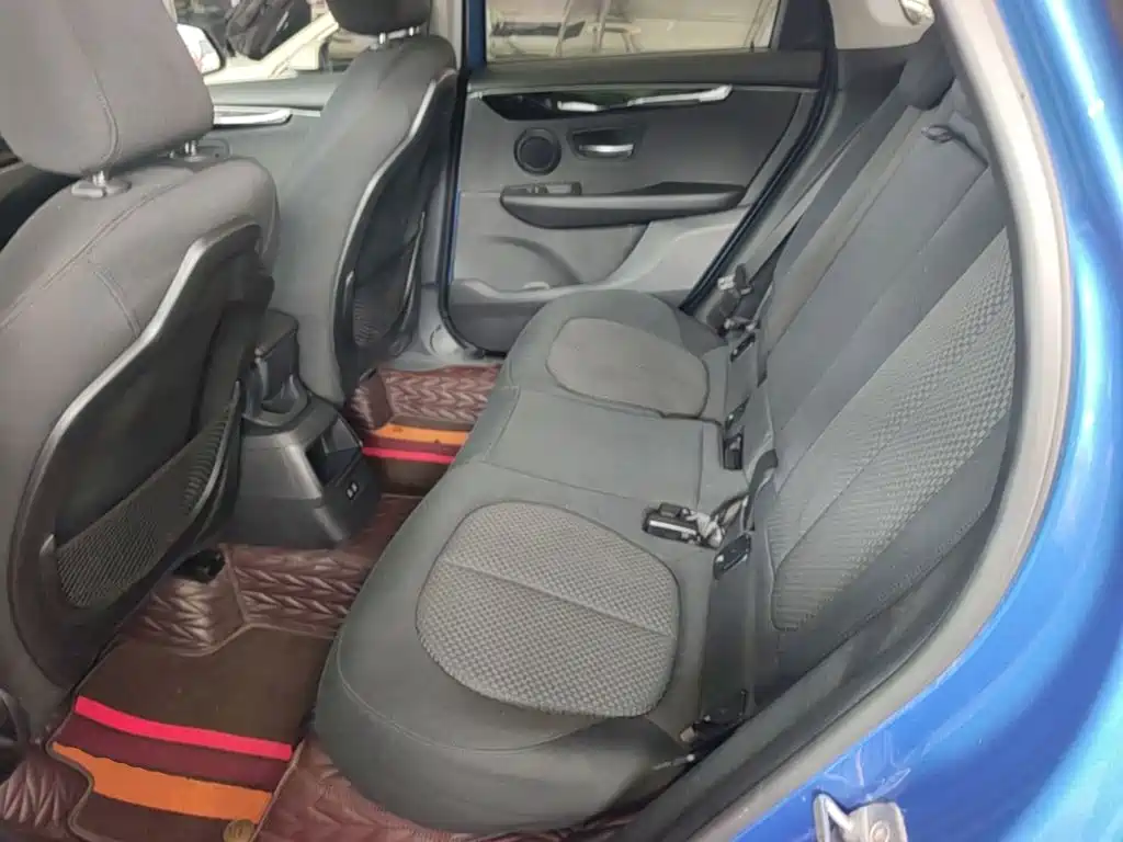BMW 2 Series Station Wagon 2019 — фото 17