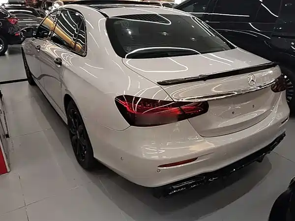 Mercedes-Benz E-Class 2021