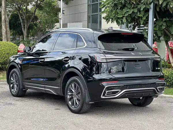 Hongqi HS5 2025