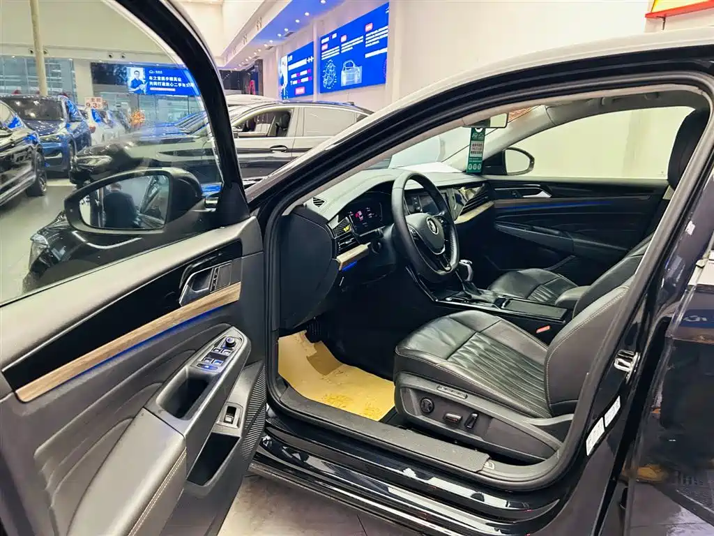 Volkswagen Passat 2019 — фото 20
