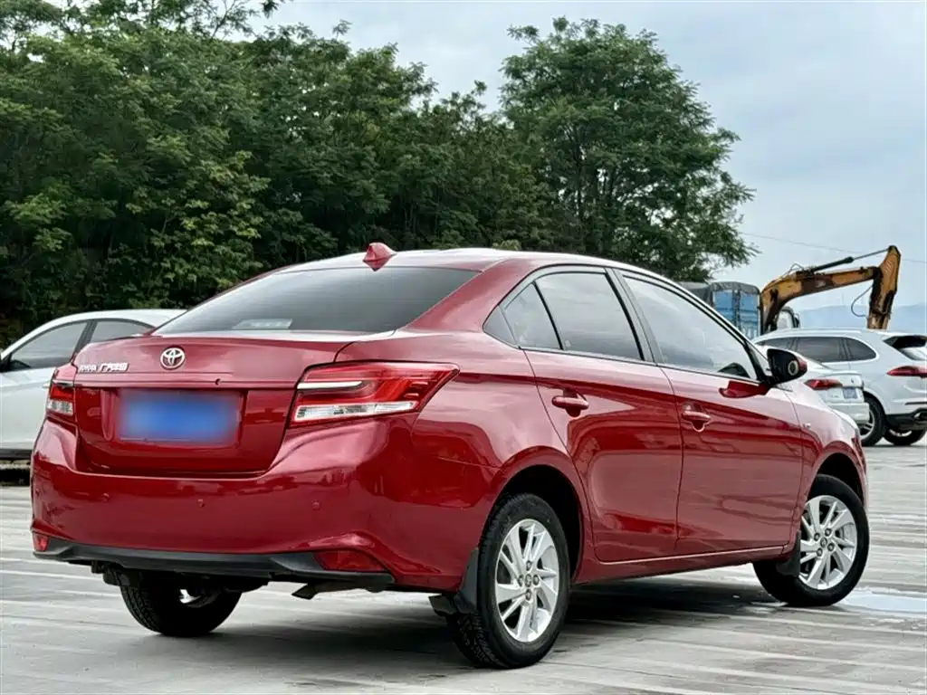 Toyota Yaris L 2019 — фото 19