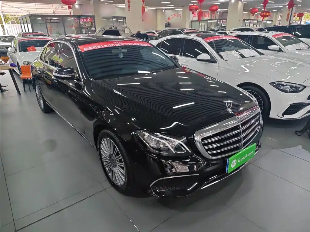 Mercedes-Benz E-Class 2020 — фото 22
