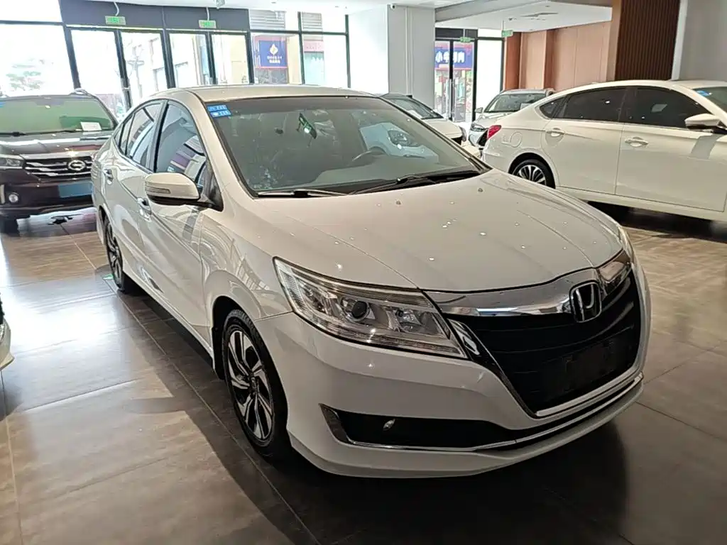 Honda Crider 2017