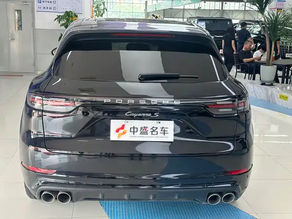 Porsche Cayenne 2020