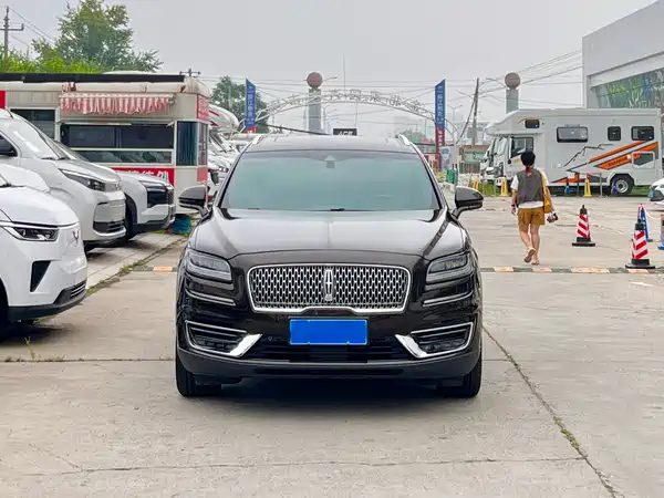 Lincoln Nautilus 2019