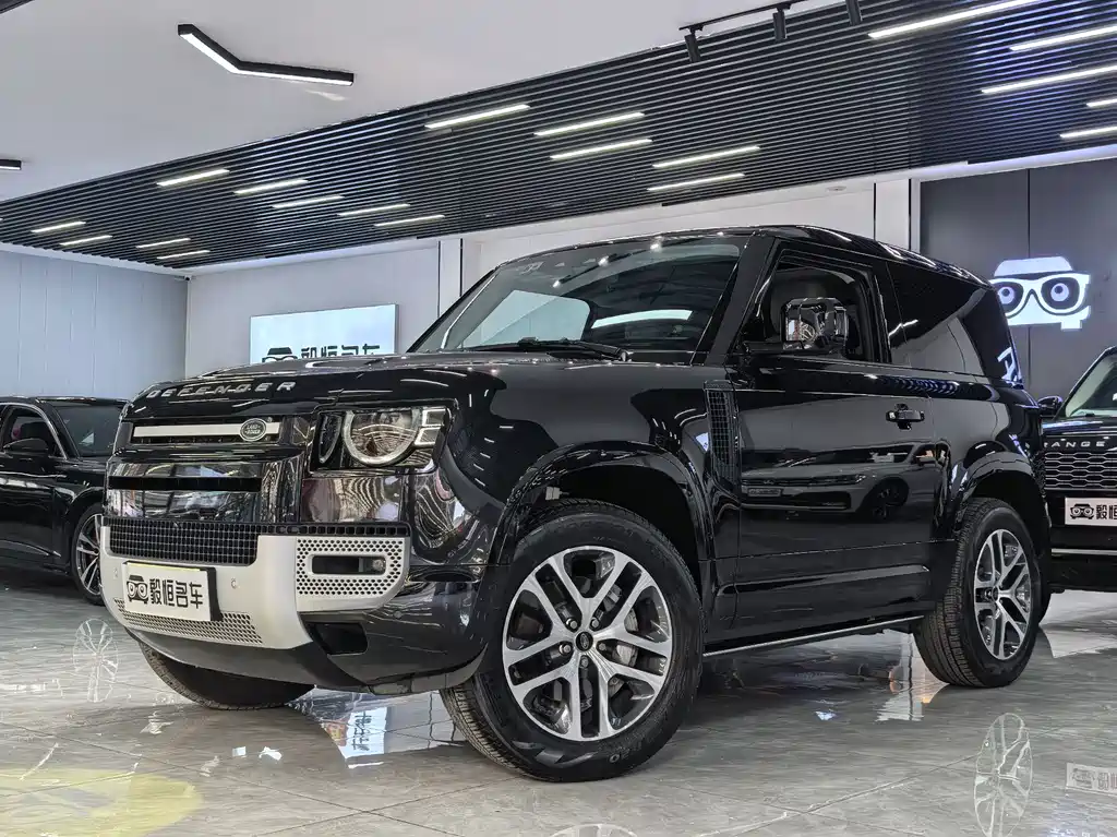Land Rover Defender 2021