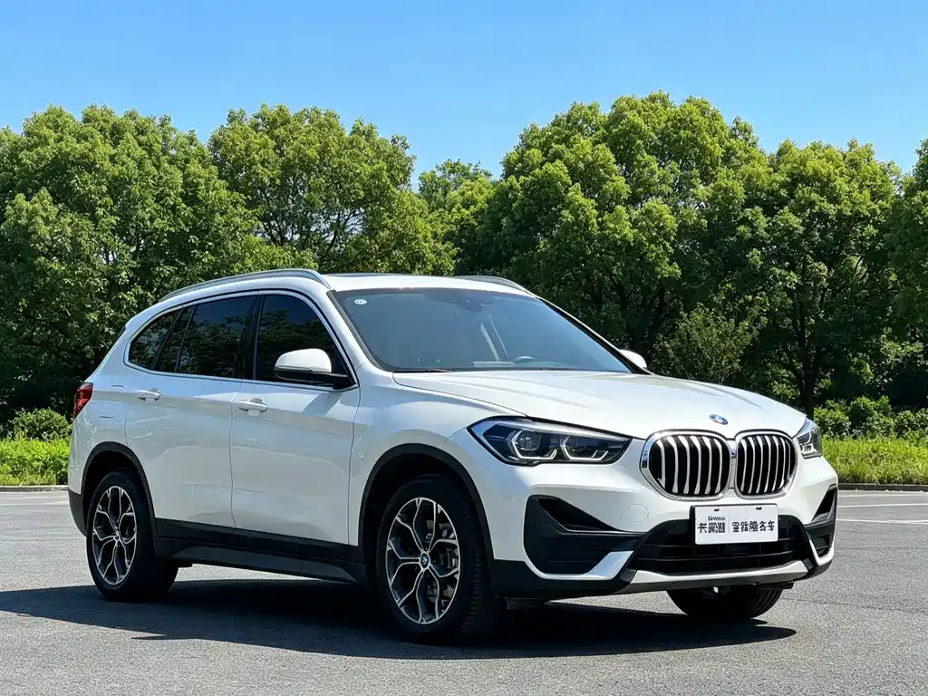 BMW X1 2023 — фото 3