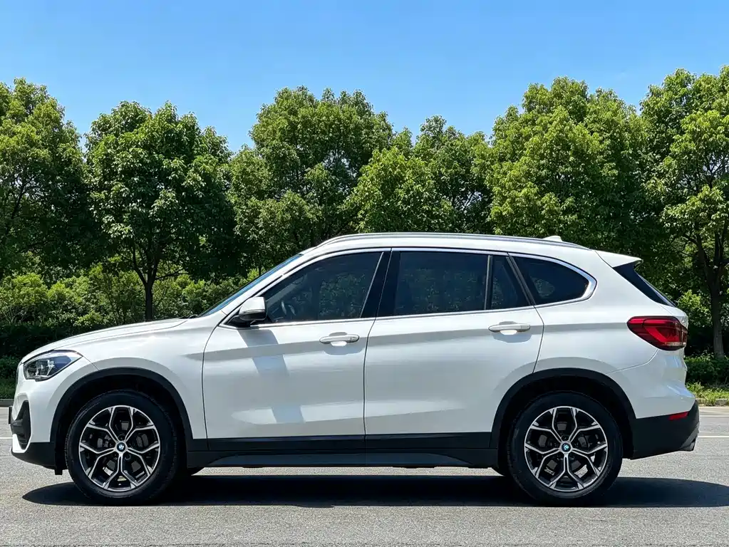 BMW X1 2023 — фото 13