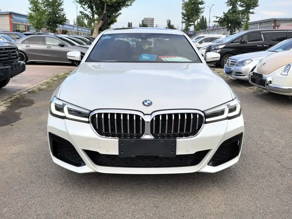 BMW 5 Series 2023