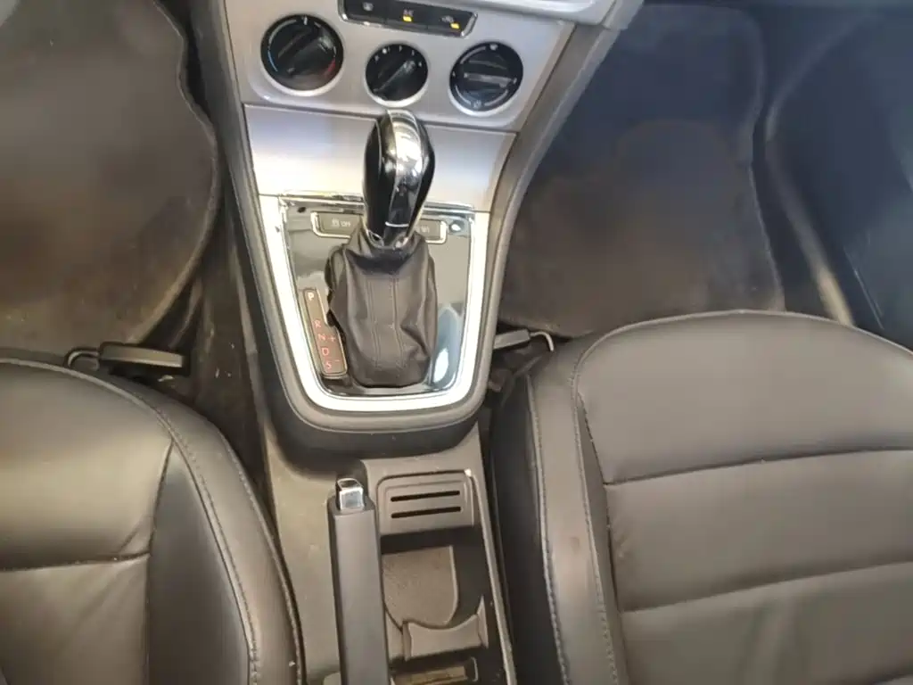 Volkswagen Gran Lavida 2015 — фото 13