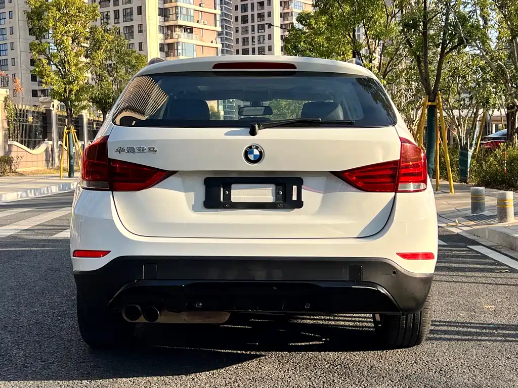 BMW X1 2013 — фото 6