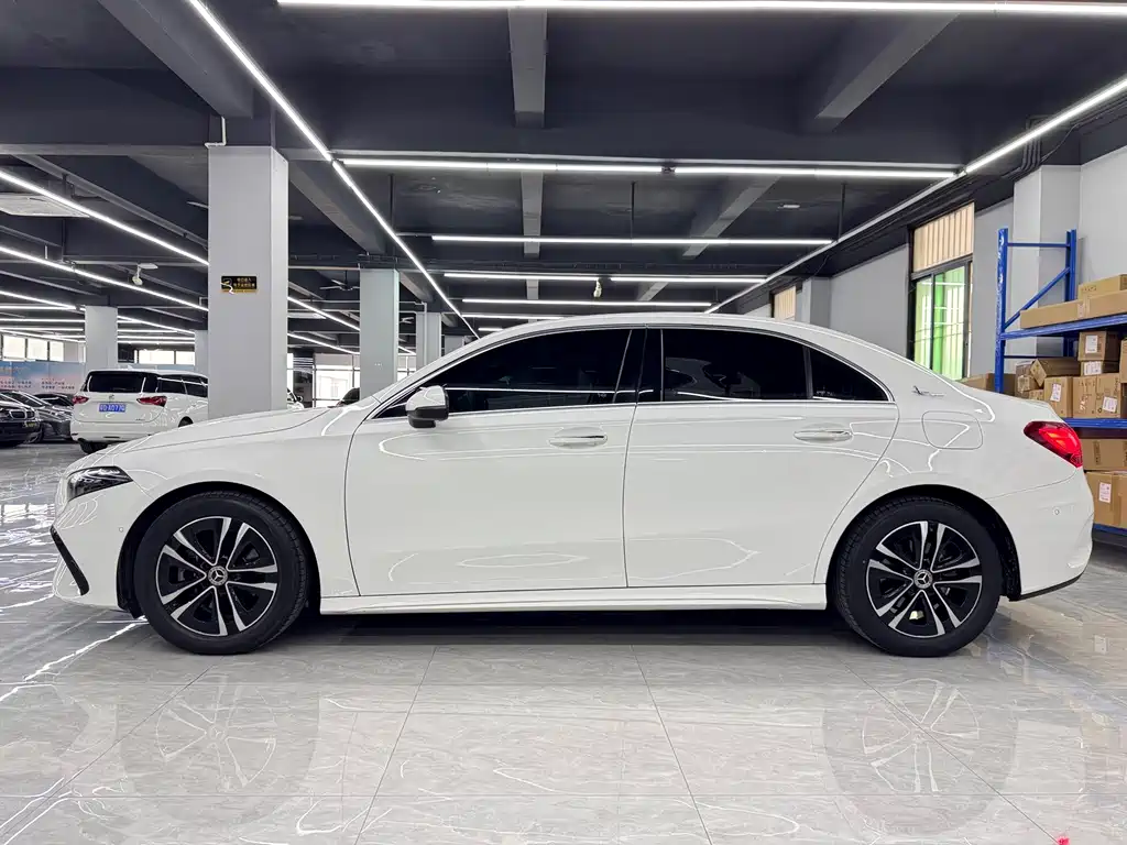 Mercedes-Benz A-Class 2023