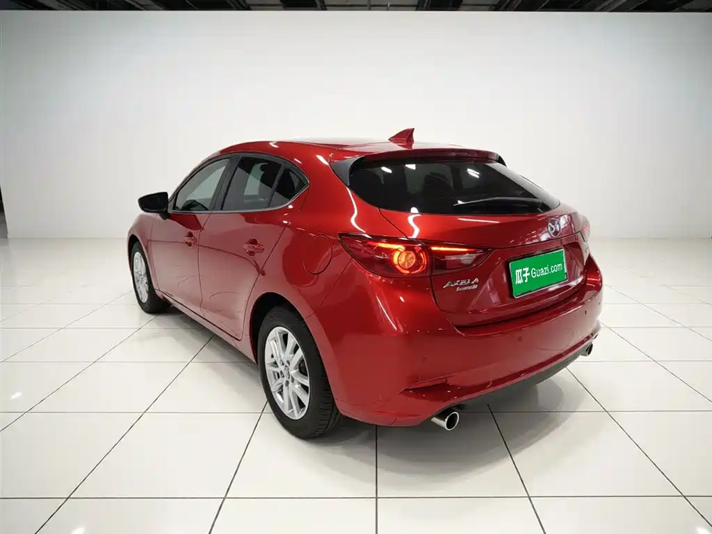 Mazda 3 Axela 2017 — фото 5