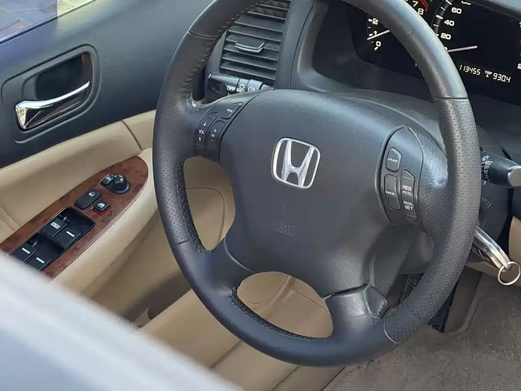 Honda Accord 2007 — фото 10