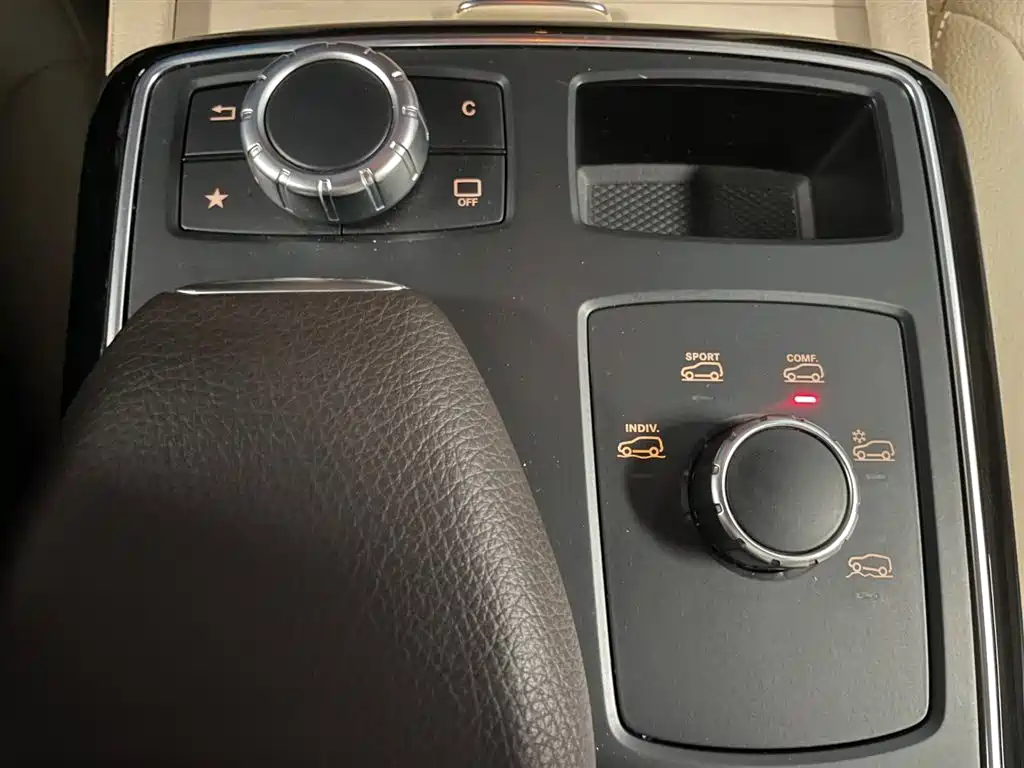 Mercedes-Benz GLE 2018 — фото 22