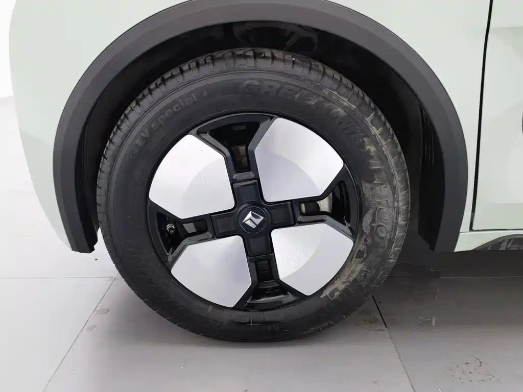 Baojun Kiwi EV 2022 — фото 17