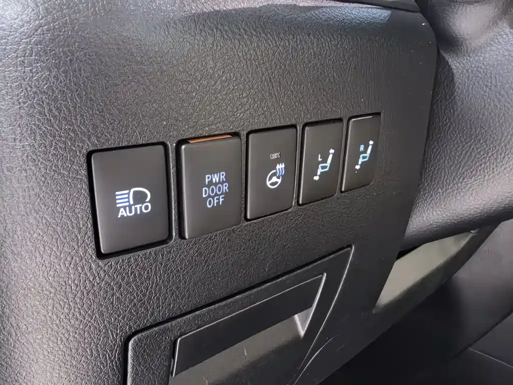 Toyota Alphard 2019 — фото 4