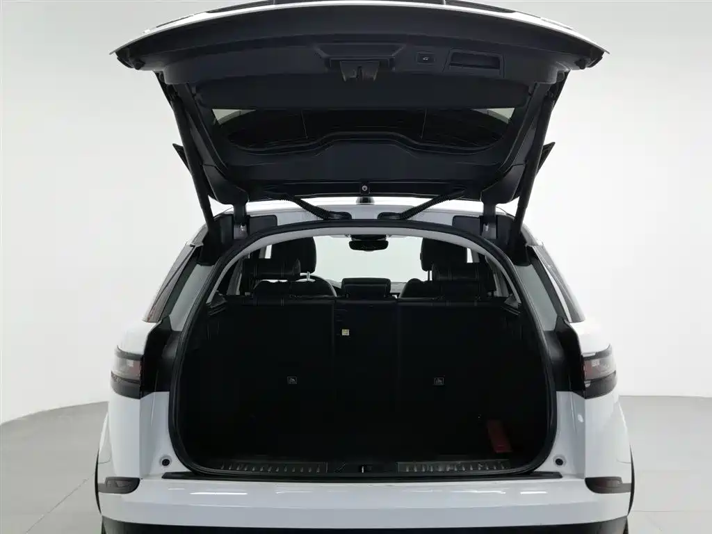 Land Rover Velar 2018 — фото 16