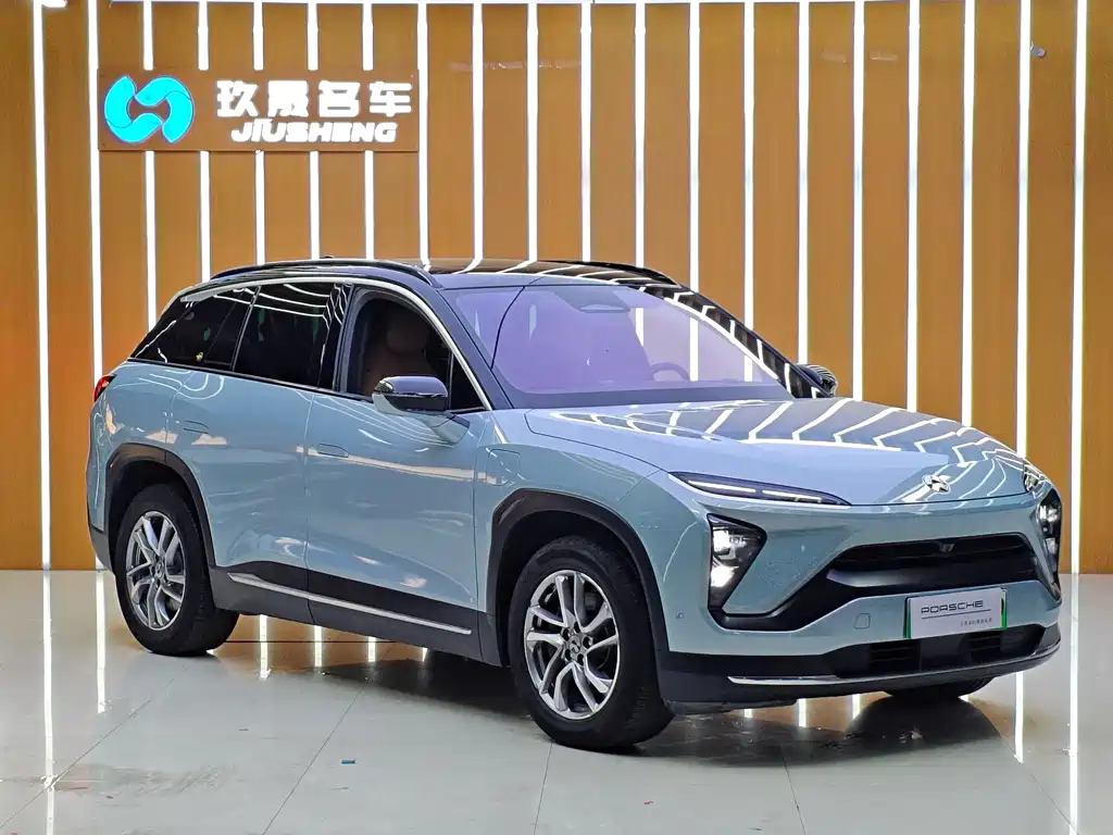 NIO ES6 2020