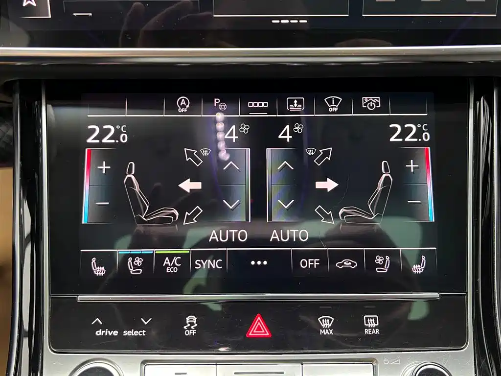 Audi A8 2021 — фото 10