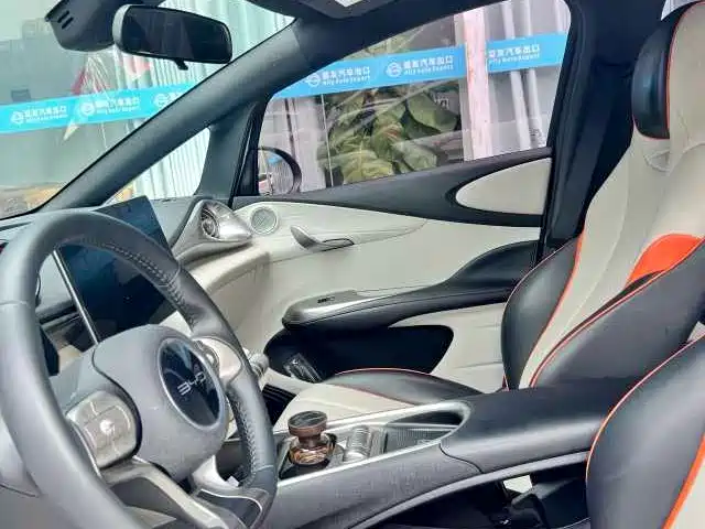 BYD Dolphin 2022 — фото 11