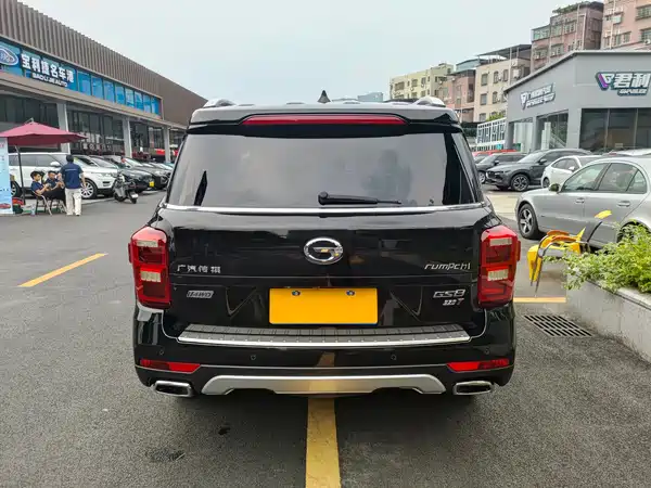 GAC Trumpchi GS8 2017