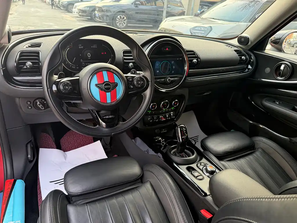 MINI Clubman 2020 — фото 13