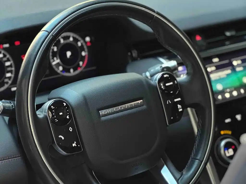 Land Rover Discovery Sport 2021 — фото 7