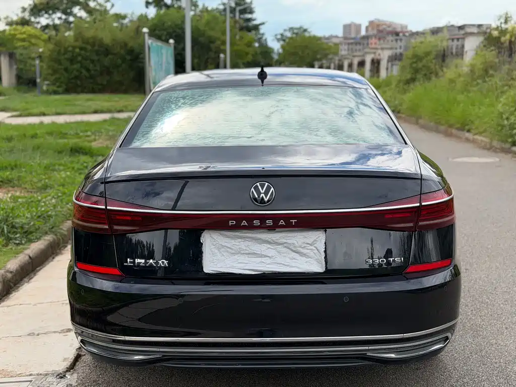 Volkswagen Passat 2021