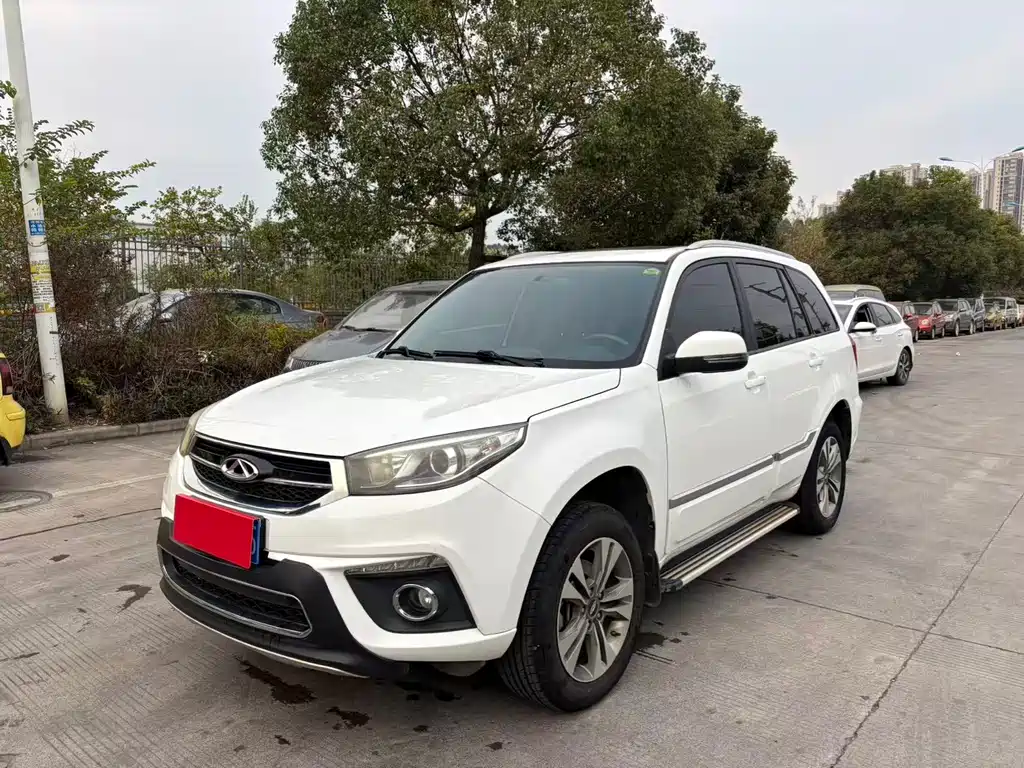 Chery Tiggo 3 2015 — фото 3