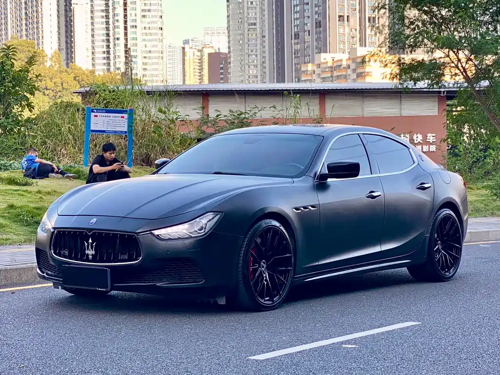 Maserati Ghibli 2014 — фото 1